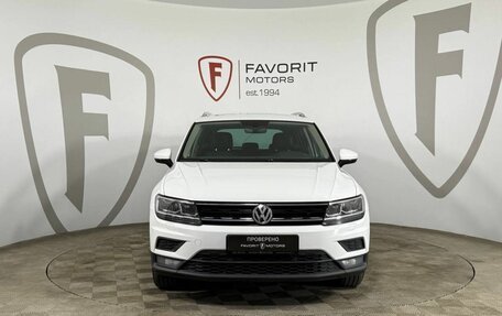 Volkswagen Tiguan II, 2017 год, 1 499 000 рублей, 2 фотография