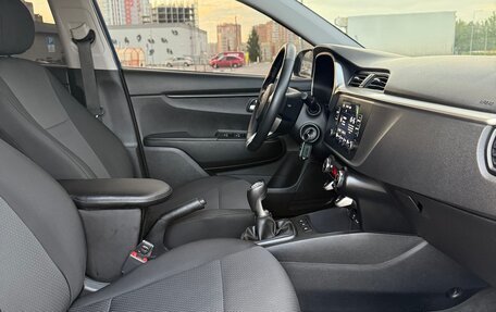 KIA Rio IV, 2022 год, 1 548 000 рублей, 19 фотография