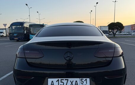 Mercedes-Benz E-Класс, 2019 год, 4 200 000 рублей, 4 фотография