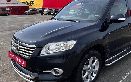Toyota RAV4, 2011 год, 1 850 000 рублей, 24 фотография