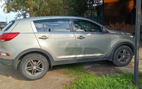 KIA Sportage III, 2015 год, 1 350 000 рублей, 2 фотография