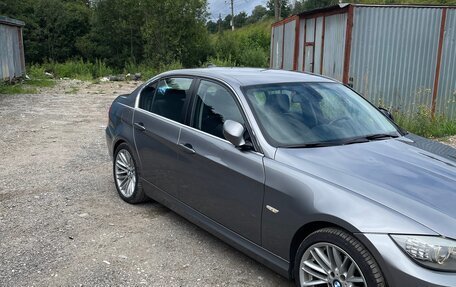 BMW 3 серия, 2011 год, 1 500 000 рублей, 4 фотография