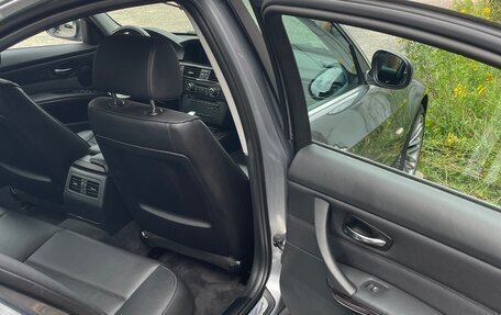 BMW 3 серия, 2011 год, 1 500 000 рублей, 11 фотография