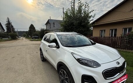 KIA Sportage IV рестайлинг, 2020 год, 2 475 000 рублей, 2 фотография