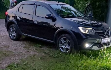 Renault Logan II, 2019 год, 1 499 000 рублей, 2 фотография