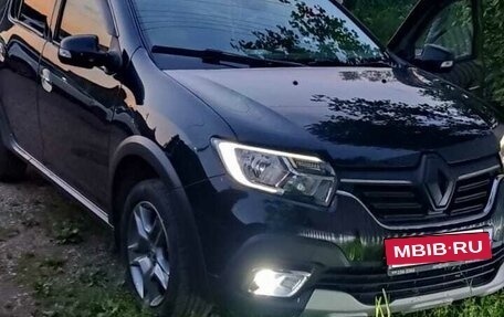 Renault Logan II, 2019 год, 1 499 000 рублей, 4 фотография