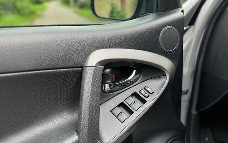 Toyota RAV4, 2010 год, 1 680 000 рублей, 10 фотография