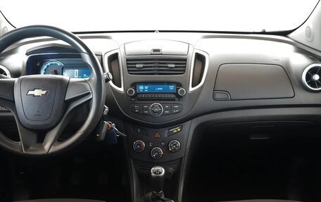 Chevrolet Tracker III, 2015 год, 970 000 рублей, 5 фотография