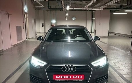 Audi A4, 2019 год, 2 650 000 рублей, 3 фотография