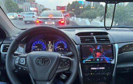 Toyota Camry, 2015 год, 2 500 000 рублей, 4 фотография