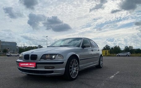 BMW 3 серия, 2000 год, 1 310 000 рублей, 12 фотография