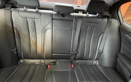 BMW 5 серия, 2018 год, 4 800 000 рублей, 23 фотография