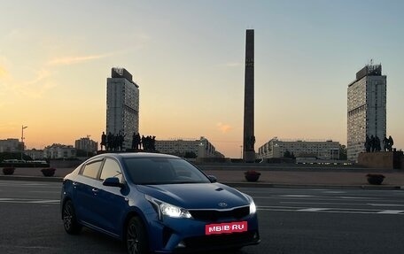 KIA Rio IV, 2021 год, 1 300 000 рублей, 3 фотография