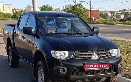 Mitsubishi L200 IV рестайлинг, 2014 год, 1 950 000 рублей, 1 фотография