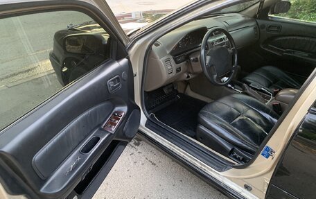 Nissan Maxima IV, 1997 год, 230 000 рублей, 6 фотография