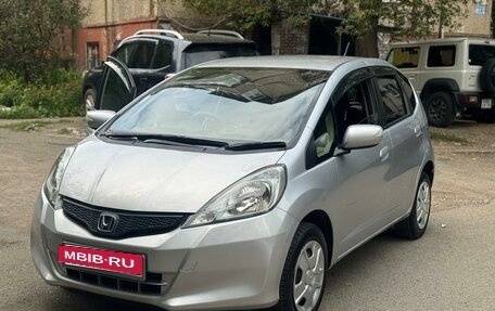 Honda Fit III, 2012 год, 800 000 рублей, 2 фотография