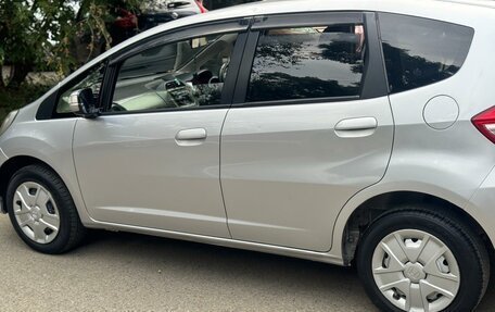 Honda Fit III, 2012 год, 800 000 рублей, 8 фотография