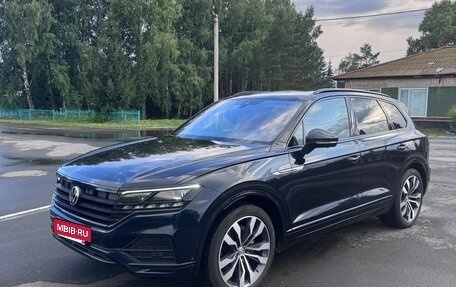 Volkswagen Touareg III, 2019 год, 5 850 000 рублей, 6 фотография