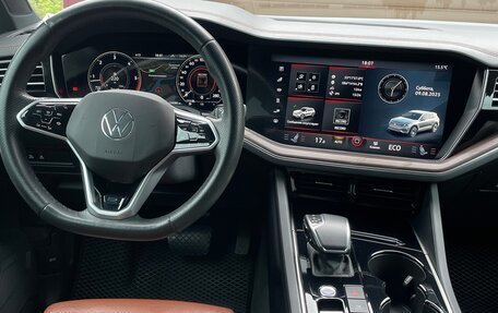 Volkswagen Touareg III, 2019 год, 5 850 000 рублей, 16 фотография