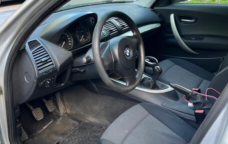 BMW 1 серия, 2005 год, 535 000 рублей, 3 фотография