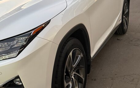 Lexus RX IV рестайлинг, 2016 год, 4 900 000 рублей, 3 фотография