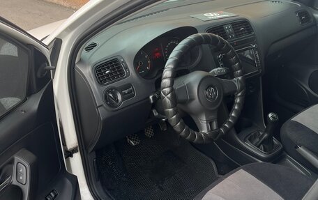 Volkswagen Polo VI (EU Market), 2012 год, 750 000 рублей, 5 фотография