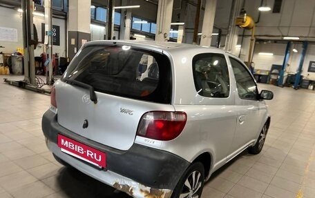 Toyota Yaris I рестайлинг, 2002 год, 110 000 рублей, 4 фотография