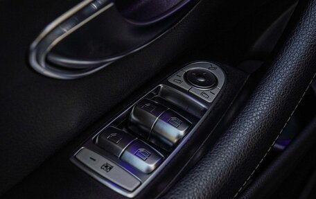 Mercedes-Benz E-Класс, 2021 год, 4 350 000 рублей, 19 фотография