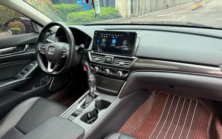 Honda Accord IX рестайлинг, 2022 год, 1 700 000 рублей, 12 фотография