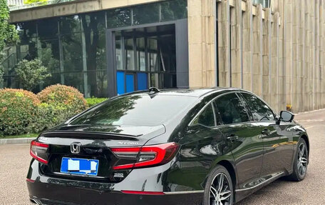 Honda Accord IX рестайлинг, 2022 год, 1 700 000 рублей, 13 фотография