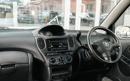 Toyota FunCargo, 2003 год, 535 000 рублей, 10 фотография