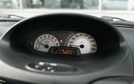 Toyota FunCargo, 2003 год, 535 000 рублей, 12 фотография