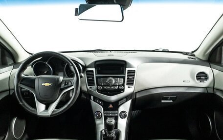 Chevrolet Cruze II, 2012 год, 698 989 рублей, 13 фотография