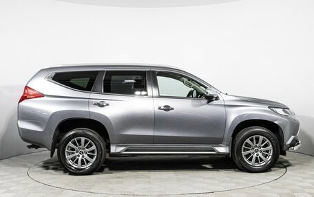 Mitsubishi Pajero Sport III рестайлинг, 2018 год, 2 449 777 рублей, 4 фотография