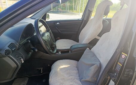 Mercedes-Benz C-Класс, 2003 год, 550 000 рублей, 9 фотография