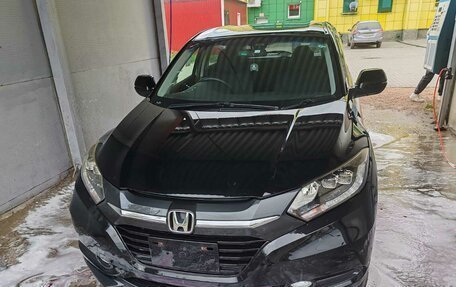 Honda Vezel, 2014 год, 1 900 000 рублей, 1 фотография