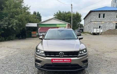Volkswagen Tiguan II, 2019 год, 2 700 000 рублей, 5 фотография
