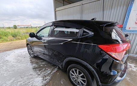 Honda Vezel, 2014 год, 1 900 000 рублей, 9 фотография