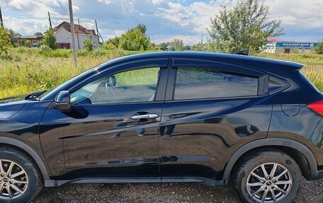 Honda Vezel, 2014 год, 1 900 000 рублей, 14 фотография