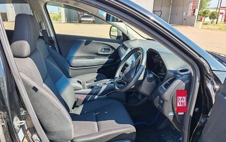 Honda Vezel, 2014 год, 1 900 000 рублей, 24 фотография