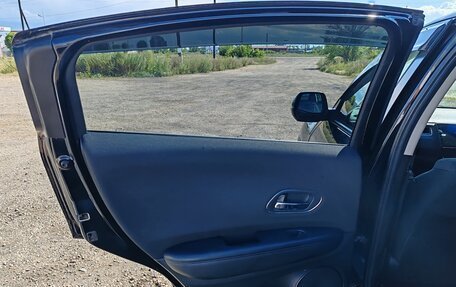 Honda Vezel, 2014 год, 1 900 000 рублей, 33 фотография