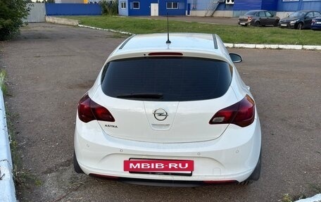 Opel Astra J, 2013 год, 800 000 рублей, 5 фотография