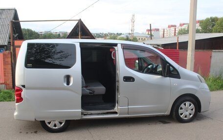 Nissan NV200, 2011 год, 815 000 рублей, 11 фотография