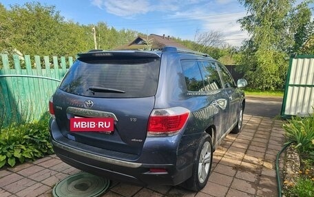 Toyota Highlander III, 2012 год, 1 540 000 рублей, 3 фотография