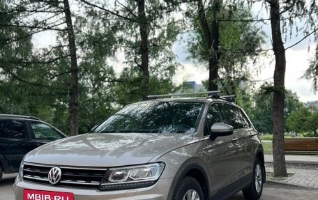 Volkswagen Tiguan II, 2019 год, 2 100 000 рублей, 5 фотография