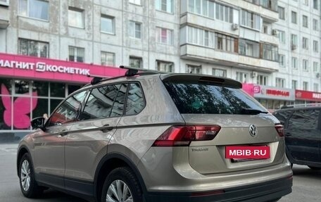 Volkswagen Tiguan II, 2019 год, 2 100 000 рублей, 3 фотография