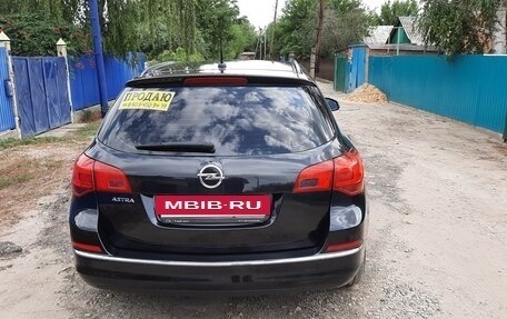 Opel Astra J, 2013 год, 690 000 рублей, 11 фотография