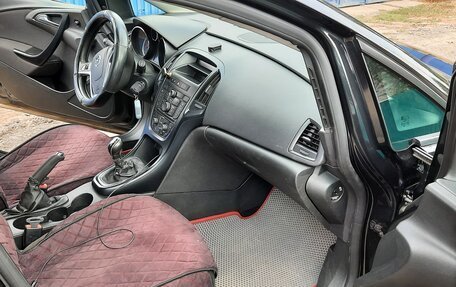 Opel Astra J, 2013 год, 690 000 рублей, 16 фотография