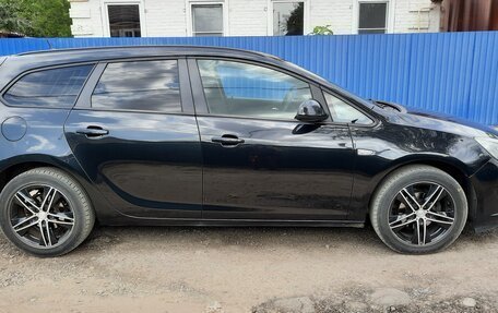 Opel Astra J, 2013 год, 690 000 рублей, 12 фотография