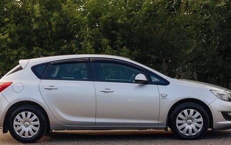Opel Astra J, 2013 год, 1 000 000 рублей, 3 фотография